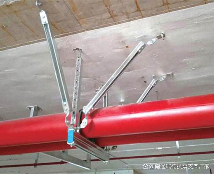 2500x800的風(fēng)管幾米一個(gè)抗震支架?(管道抗震支架多少米一組)